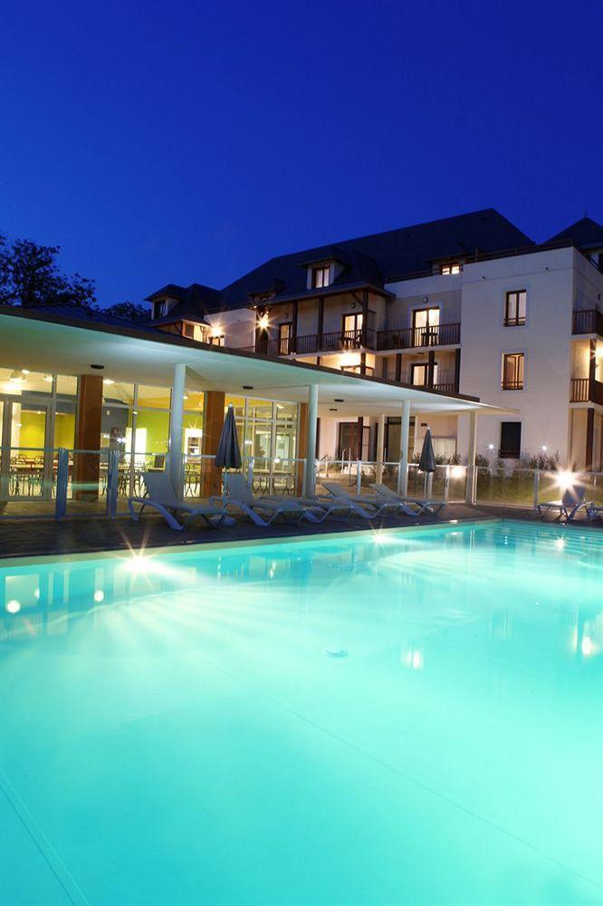 Comfort Aparthotel Lourdes L'Acacia Zewnętrze zdjęcie