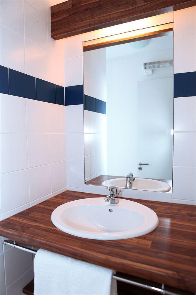 Comfort Aparthotel Lourdes L'Acacia Zewnętrze zdjęcie