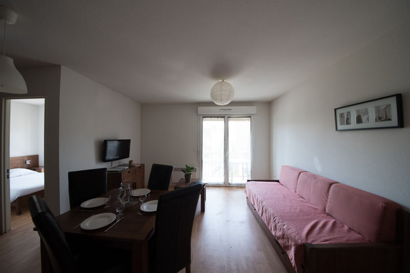 Comfort Aparthotel Lourdes L'Acacia Zewnętrze zdjęcie