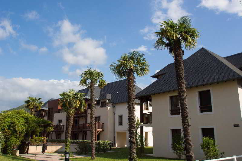 Comfort Aparthotel Lourdes L'Acacia Zewnętrze zdjęcie