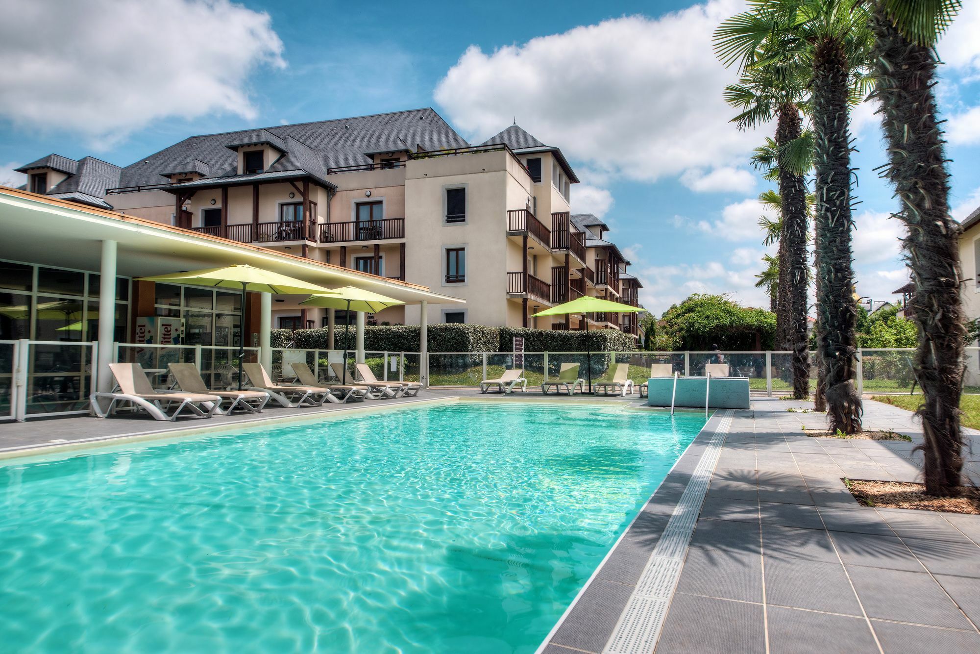 Comfort Aparthotel Lourdes L'Acacia Zewnętrze zdjęcie